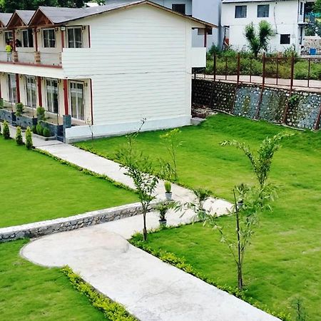 Qcent Woods Resort & Spa, Rishīkesh Esterno foto