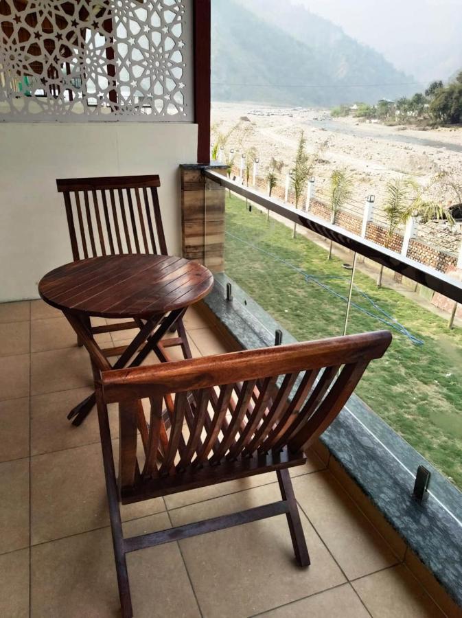 Qcent Woods Resort & Spa, Rishīkesh Esterno foto