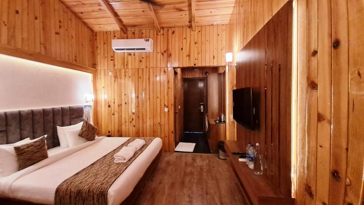 Qcent Woods Resort & Spa, Rishīkesh Esterno foto