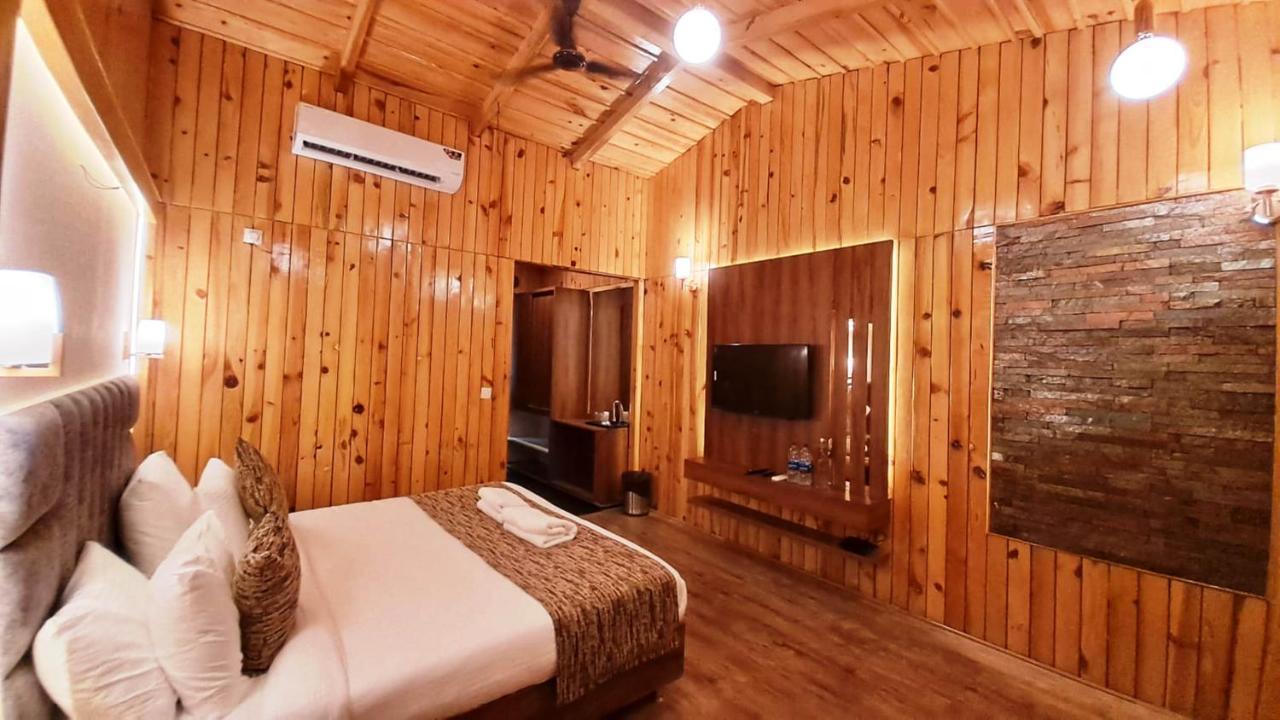 Qcent Woods Resort & Spa, Rishīkesh Esterno foto