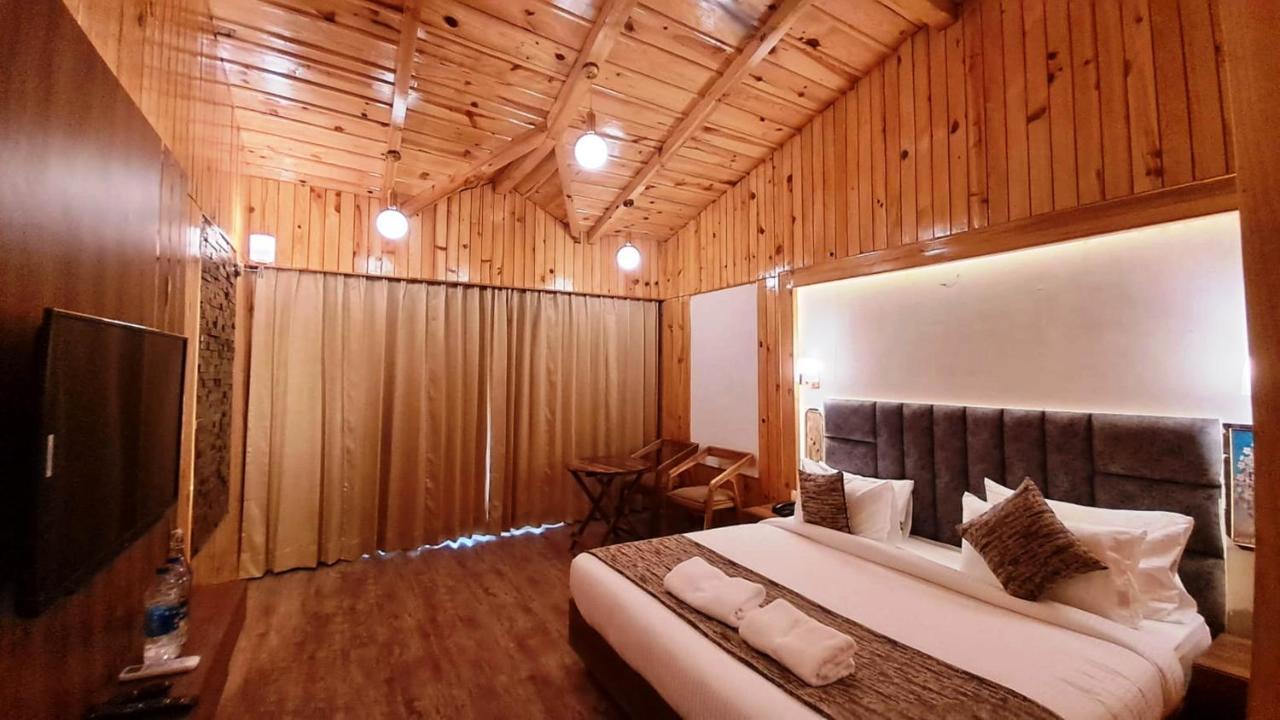 Qcent Woods Resort & Spa, Rishīkesh Esterno foto