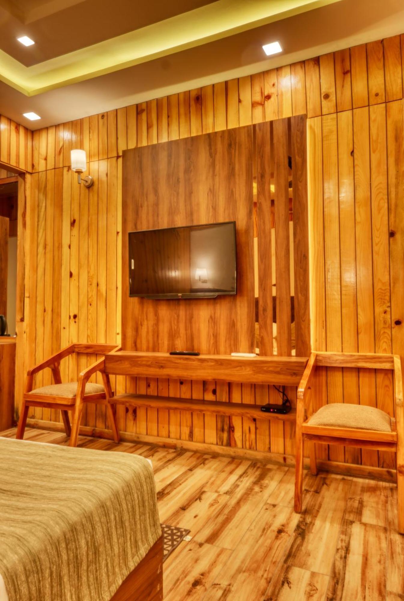 Qcent Woods Resort & Spa, Rishīkesh Esterno foto