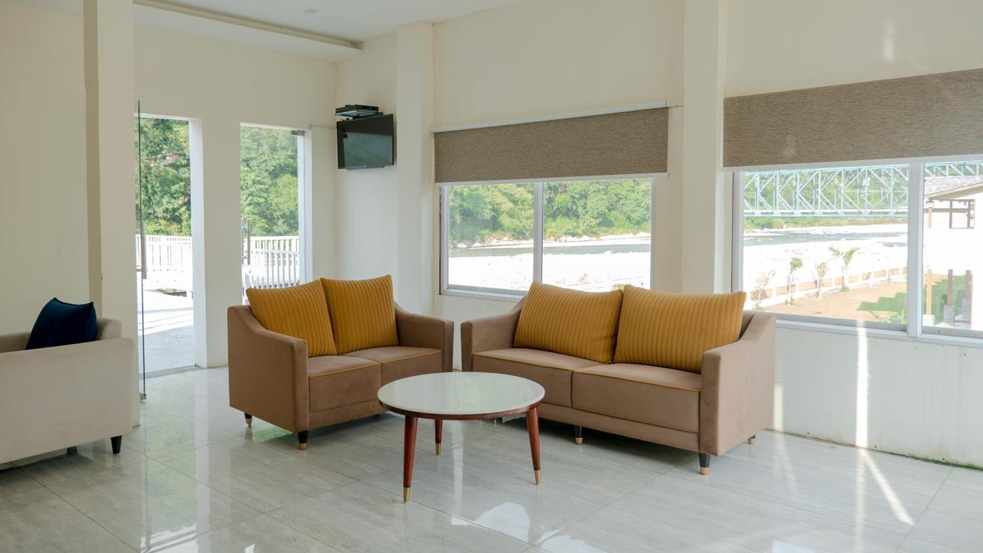 Qcent Woods Resort & Spa, Rishīkesh Esterno foto